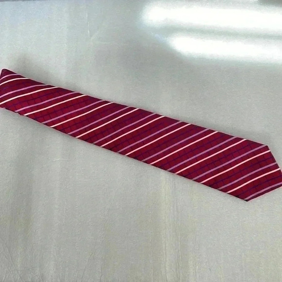 Stefano  Conti Red White Striped Silk Tie - Picture 1 of 3